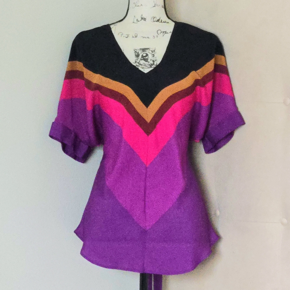 New York & Co Kaftan Style V-Neck Top Chevron Multicolor, Belted, Cuffed Sleeves - Picture 3 of 8